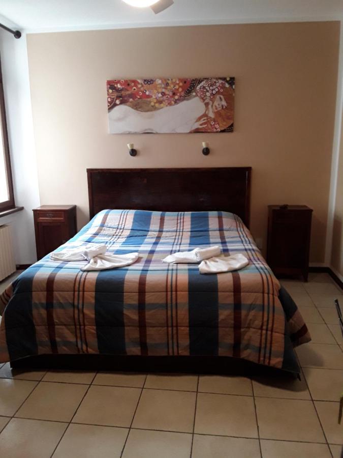 Camere Porto Vecchio Con Parcheggio A Pochi Passi Dal Castello Malcesine Ngoại thất bức ảnh