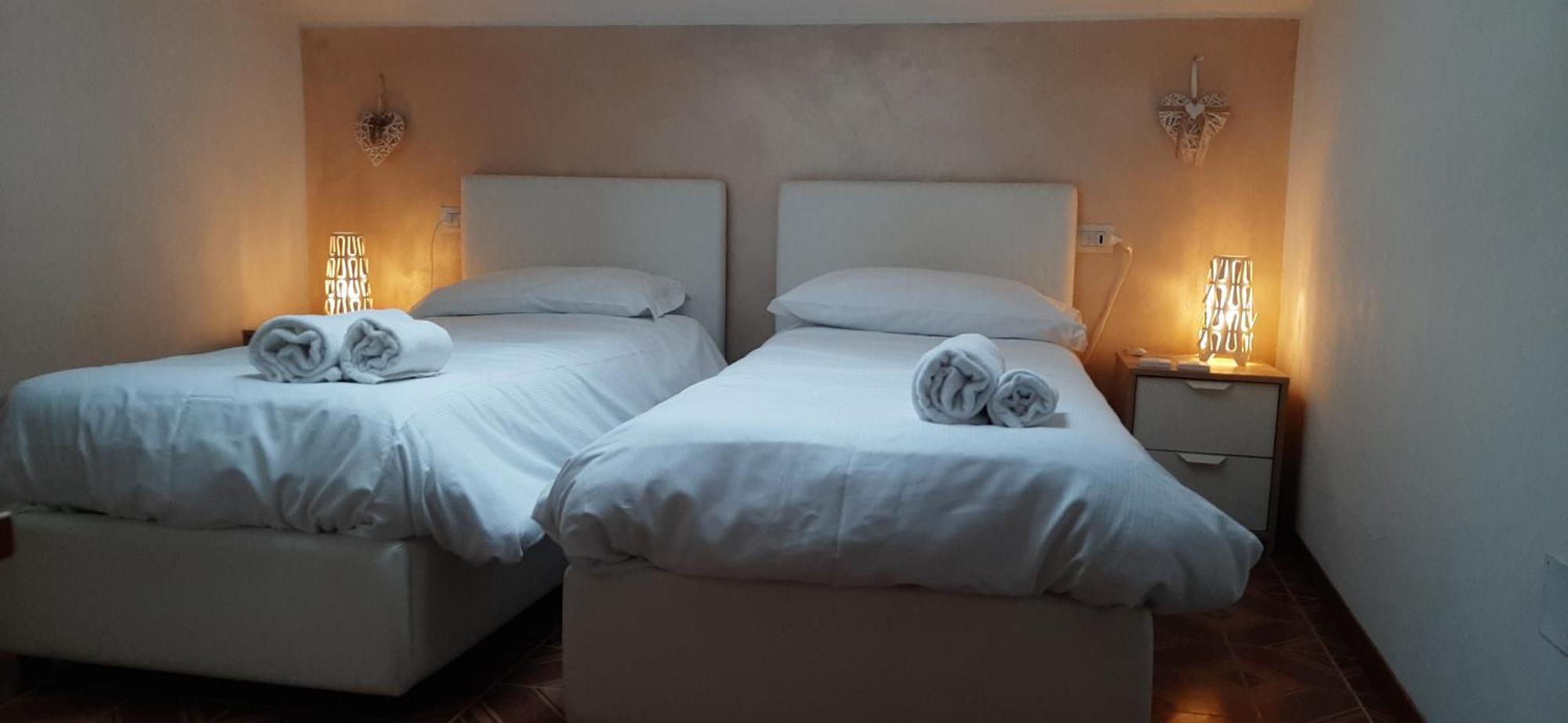Camere Porto Vecchio Con Parcheggio A Pochi Passi Dal Castello Malcesine Ngoại thất bức ảnh